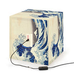 The Great Wave Cube Lamp – LED Art Décor Light Featuring Hokusai’s Iconic Masterpiece