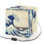 The Great Wave Cube Lamp – LED Art Décor Light Featuring Hokusai’s Iconic Masterpiece