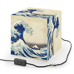The Great Wave Cube Lamp – LED Art Décor Light Featuring Hokusai’s Iconic Masterpiece